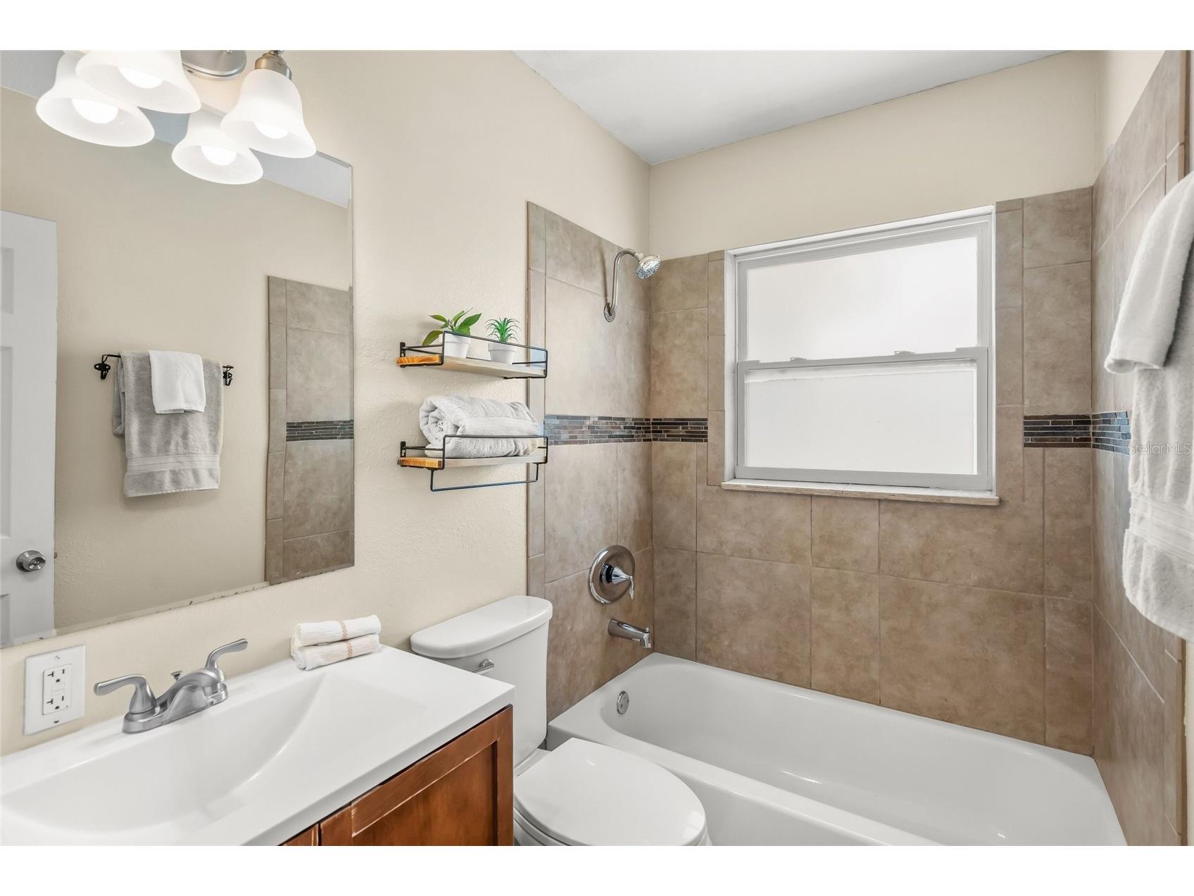 5903 Murdock Avenue Sarasota FL 34231 A4689126 image26