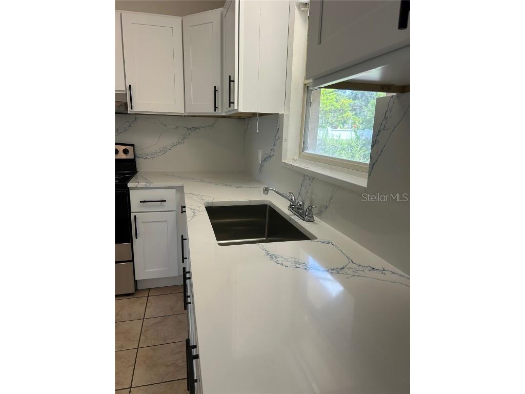 5903 Richard Place Sarasota FL 34231 A4662365 image11