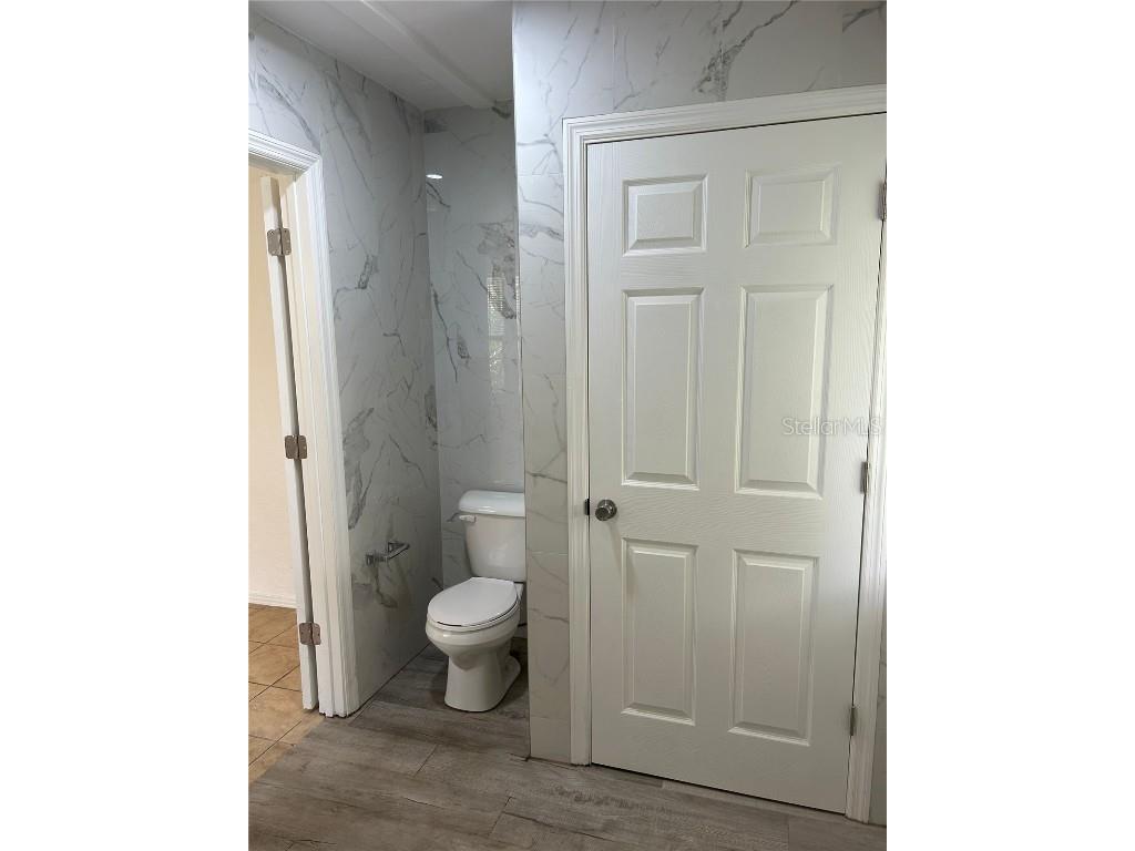 5903 Richard Place Sarasota FL 34231 A4662365 image14