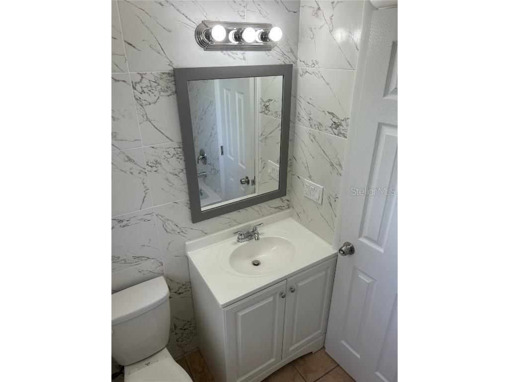 5903 Richard Place Sarasota FL 34231 A4662365 image24