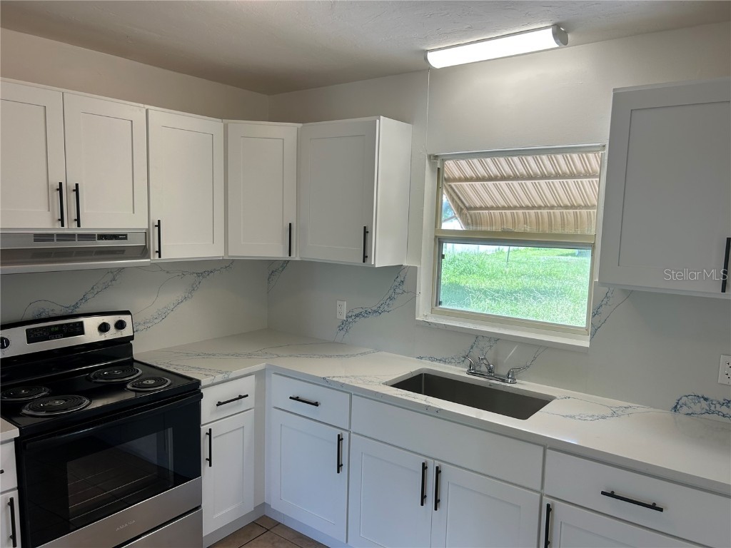 5903 Richard Place Sarasota FL 34231 A4662365 image8