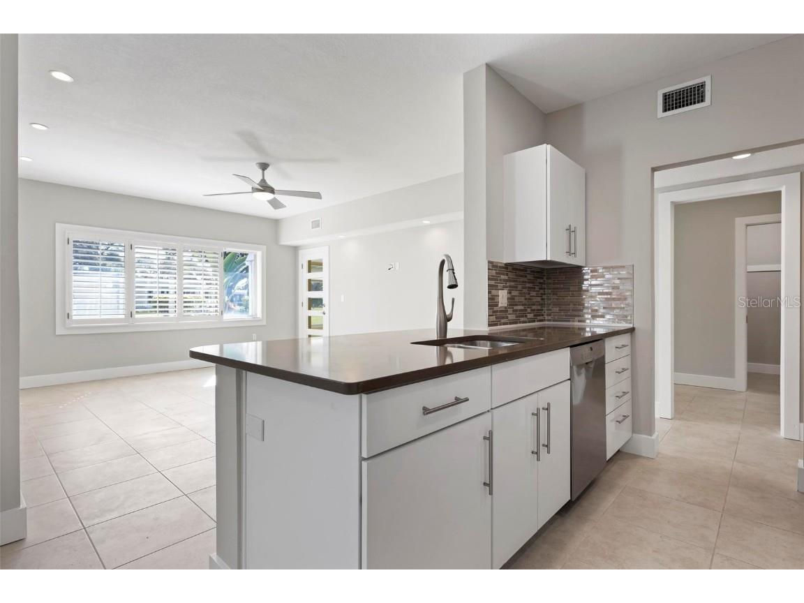 5903 Tidewood Avenue #1 Sarasota FL 34231 A4671073 image15