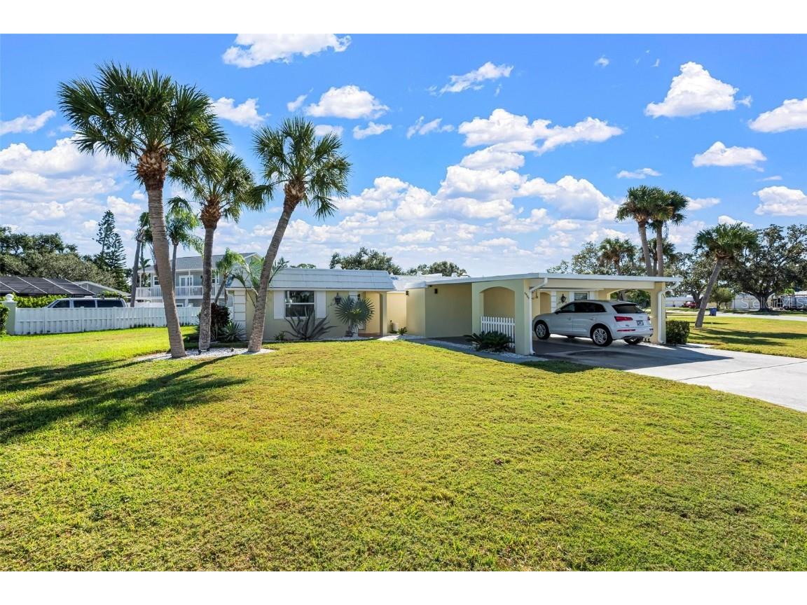 5903 Tidewood Avenue #1 Sarasota FL 34231 A4671073 image2