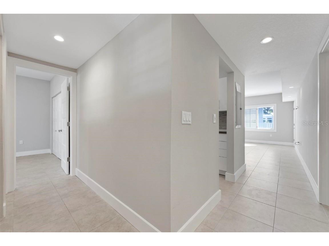 5903 Tidewood Avenue #1 Sarasota FL 34231 A4671073 image4