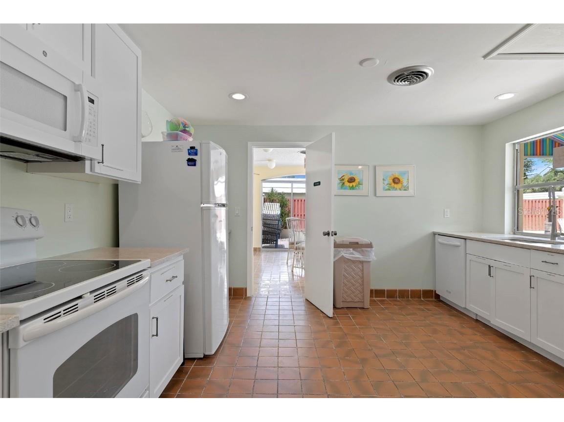 5903 Tidewood Avenue #1 Sarasota FL 34231 A4671073 image49