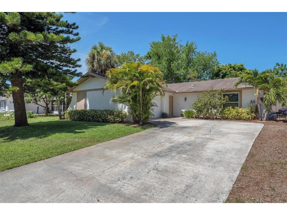 5904 Dunfries Street N Saint Petersburg FL 33709 U8207893 image1