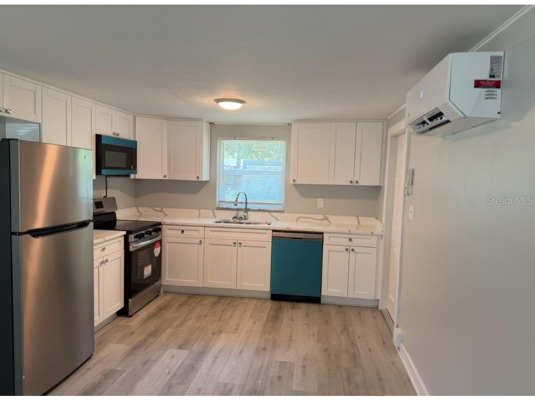 5904 Kingsview Lane #B Riverview FL 33578 TB8454699 image2