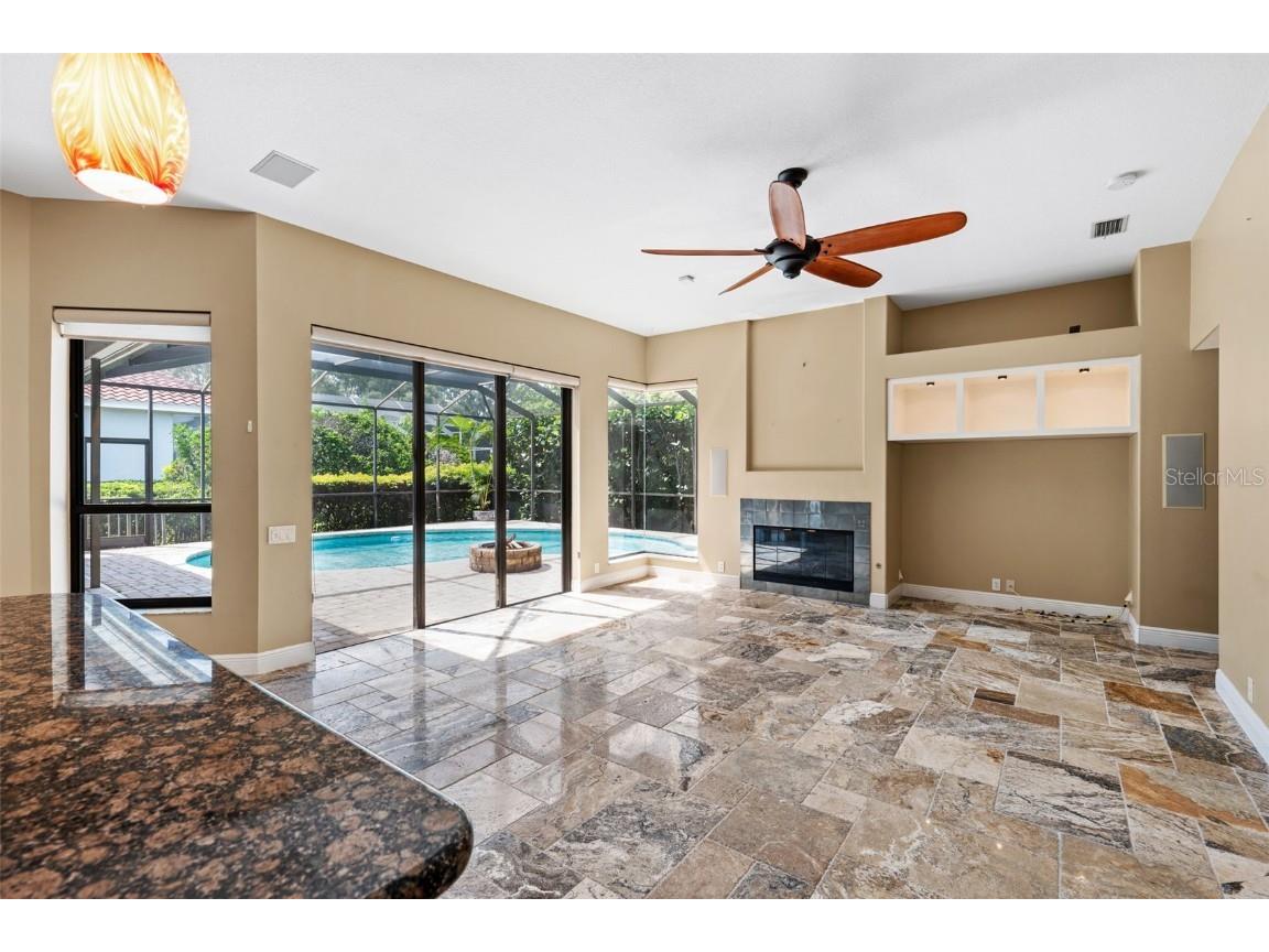 5904 Pelican Bay Plaza S Gulfport FL 33707 TB8440298 image15