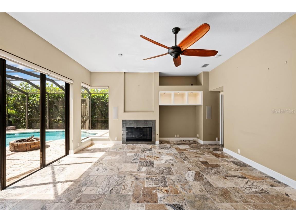 5904 Pelican Bay Plaza S Gulfport FL 33707 TB8440298 image17