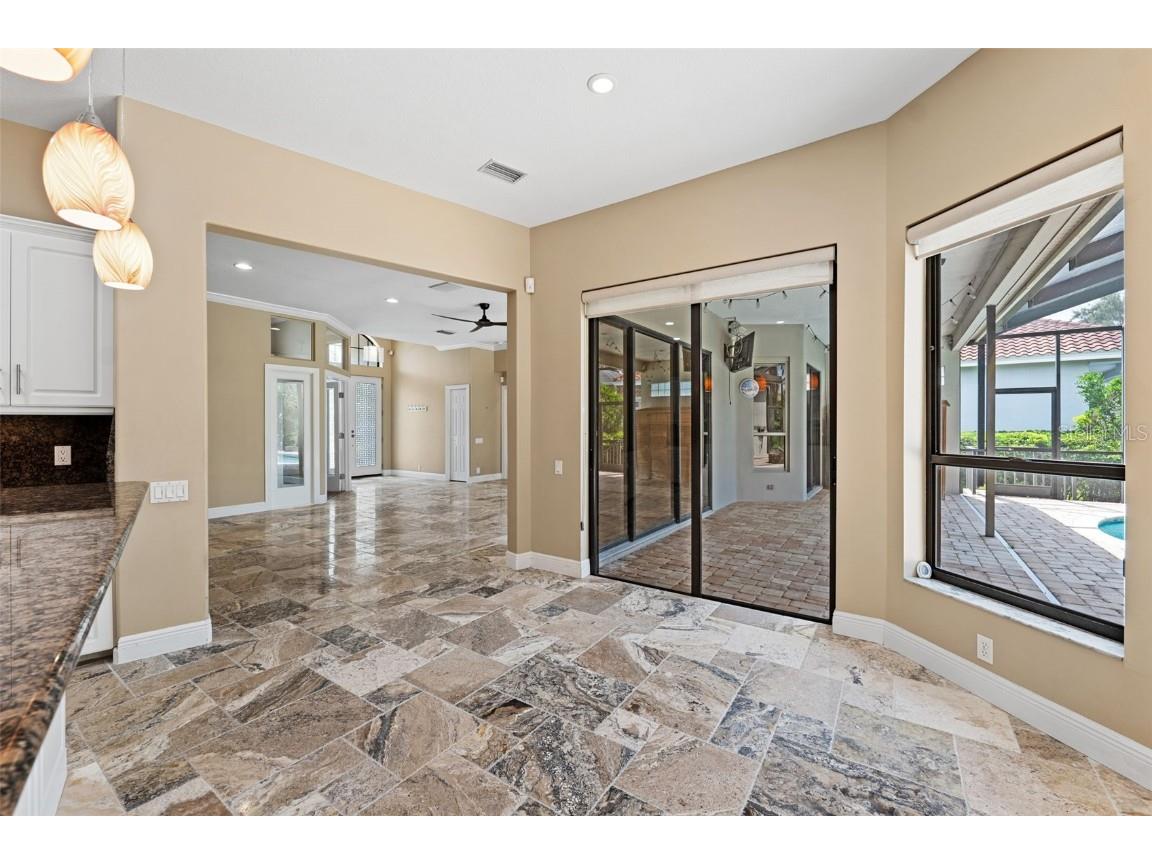 5904 Pelican Bay Plaza S Gulfport FL 33707 TB8440298 image20