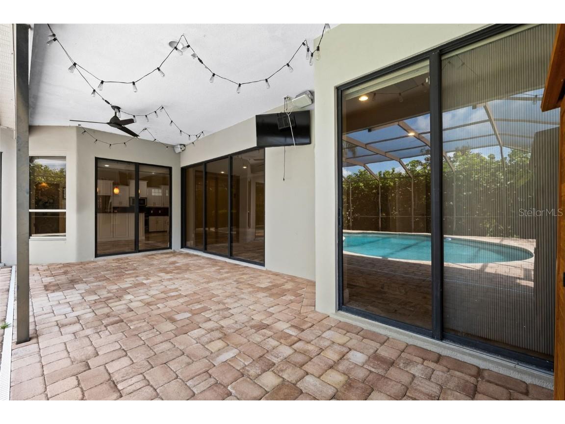 5904 Pelican Bay Plaza S Gulfport FL 33707 TB8440298 image28