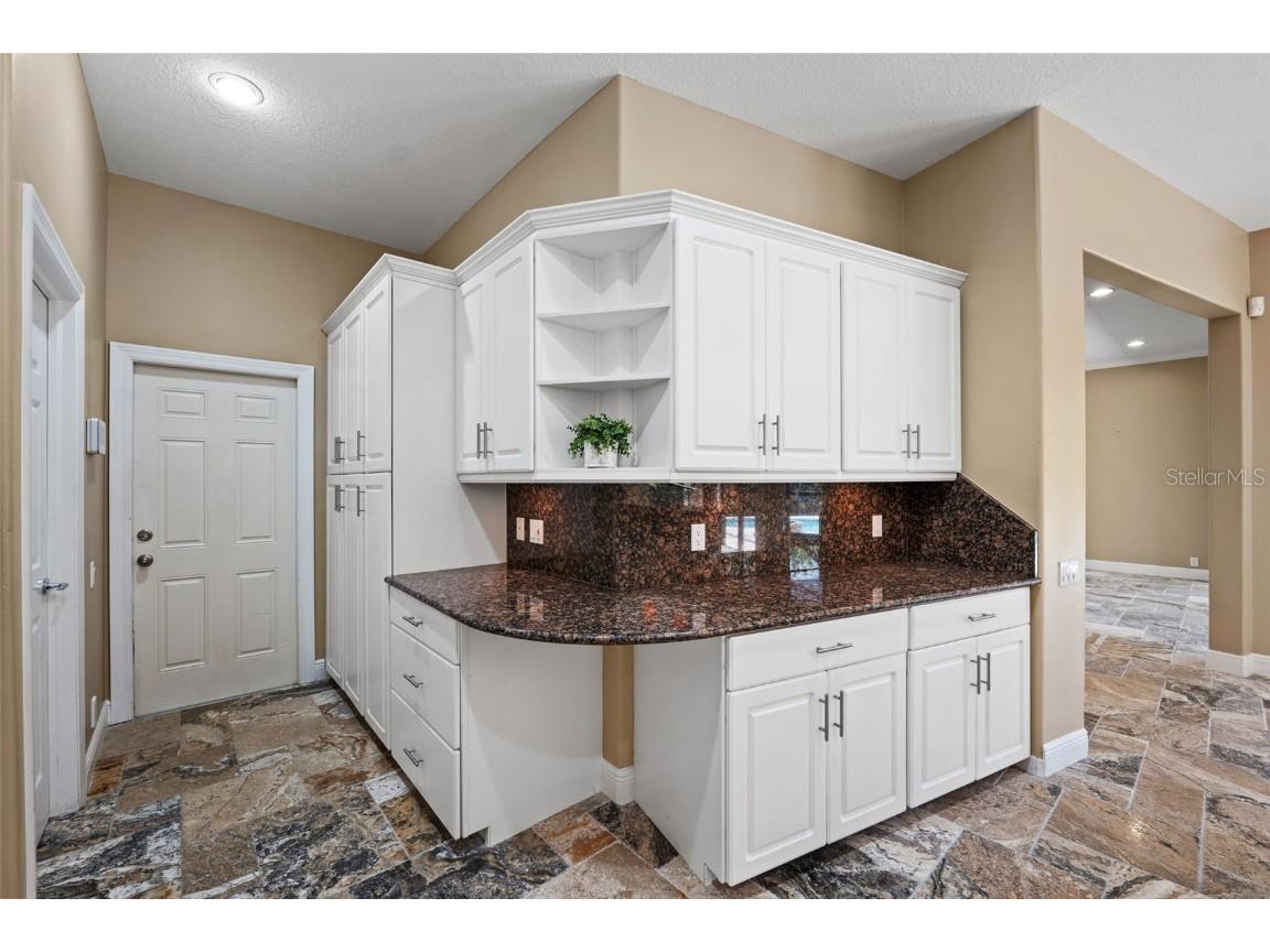 5904 Pelican Bay Plaza S Gulfport FL 33707 TB8440298 image31