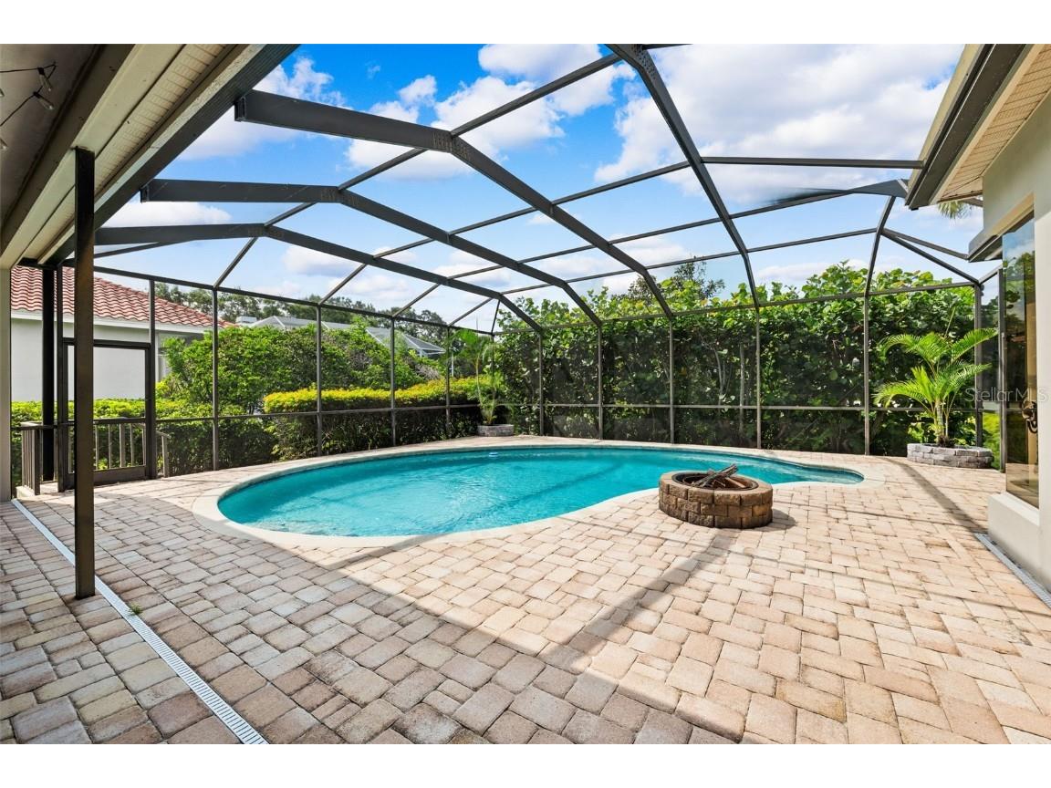 5904 Pelican Bay Plaza S Gulfport FL 33707 TB8440298 image47