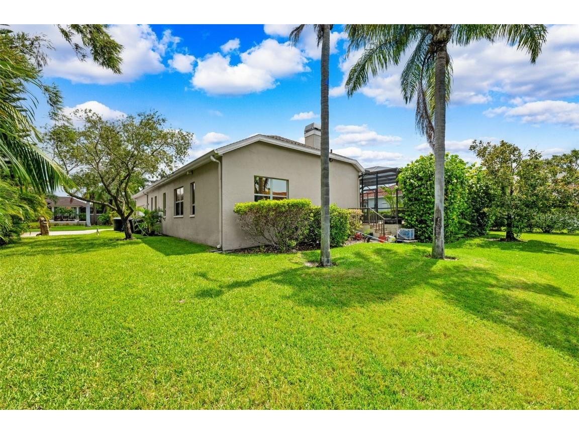 5904 Pelican Bay Plaza S Gulfport FL 33707 TB8440298 image53