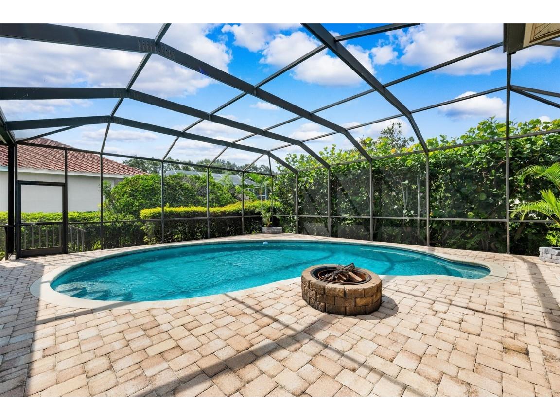 5904 Pelican Bay Plaza S Gulfport FL 33707 TB8440298 image57