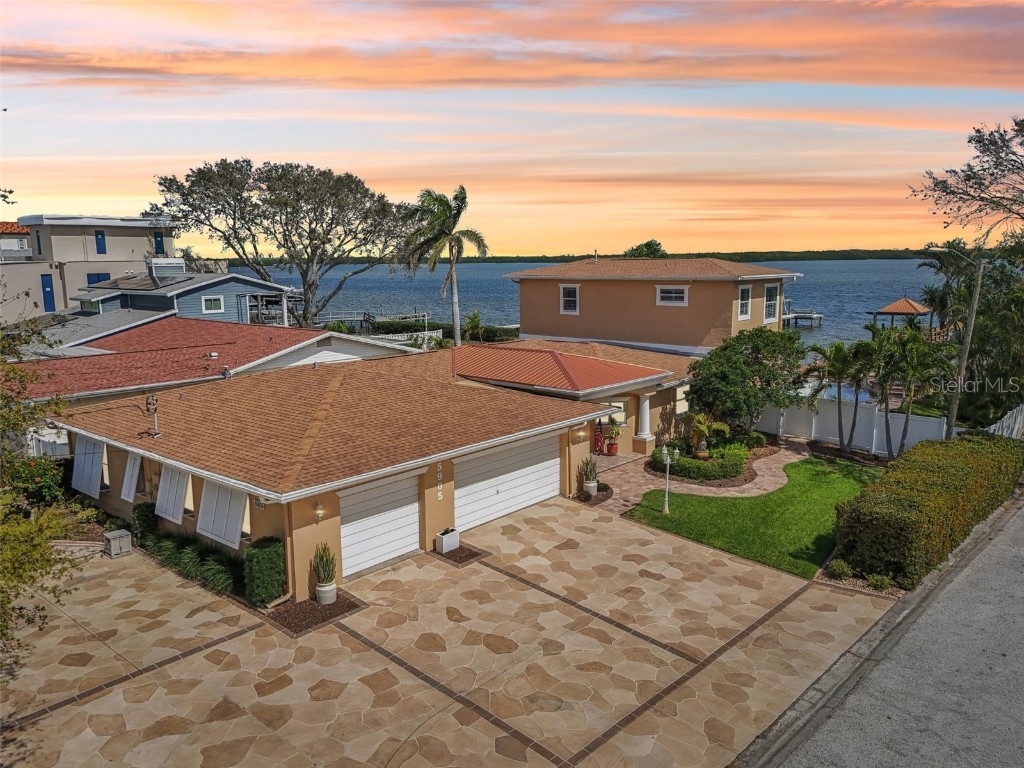 5905 Bayou Grande Boulevard NE Saint Petersburg FL 33703 - PAPPY'S BAYOU TB8356942 image1