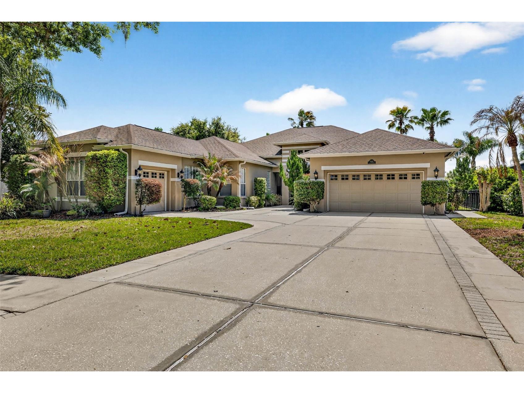 5905 Cherry Oak Drive Valrico FL 33596 TB8493197 image1