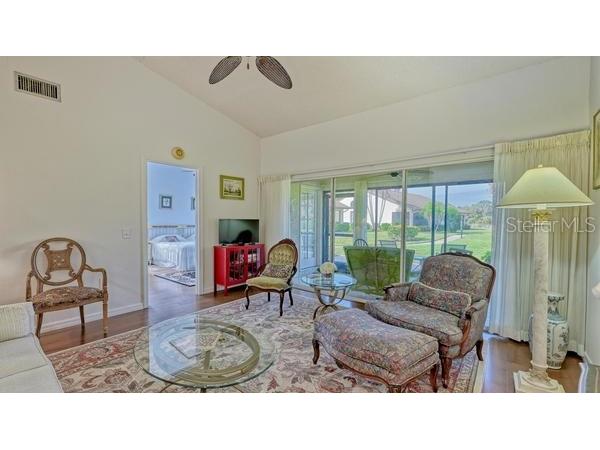 5905 Doral Drive Sarasota FL 34243 A4602151 image11