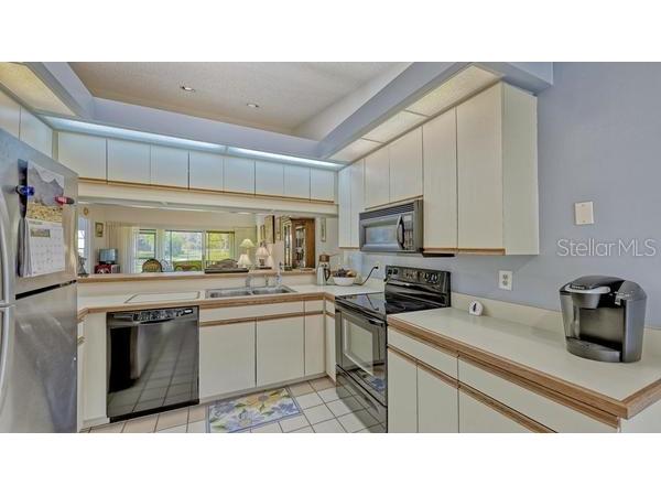 5905 Doral Drive Sarasota FL 34243 A4602151 image16