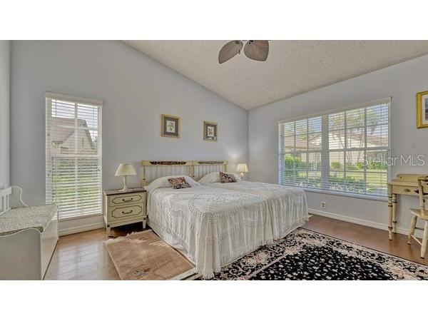 5905 Doral Drive Sarasota FL 34243 A4602151 image22