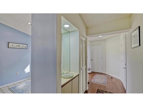 5905 Doral Drive Sarasota FL 34243 A4602151 image7