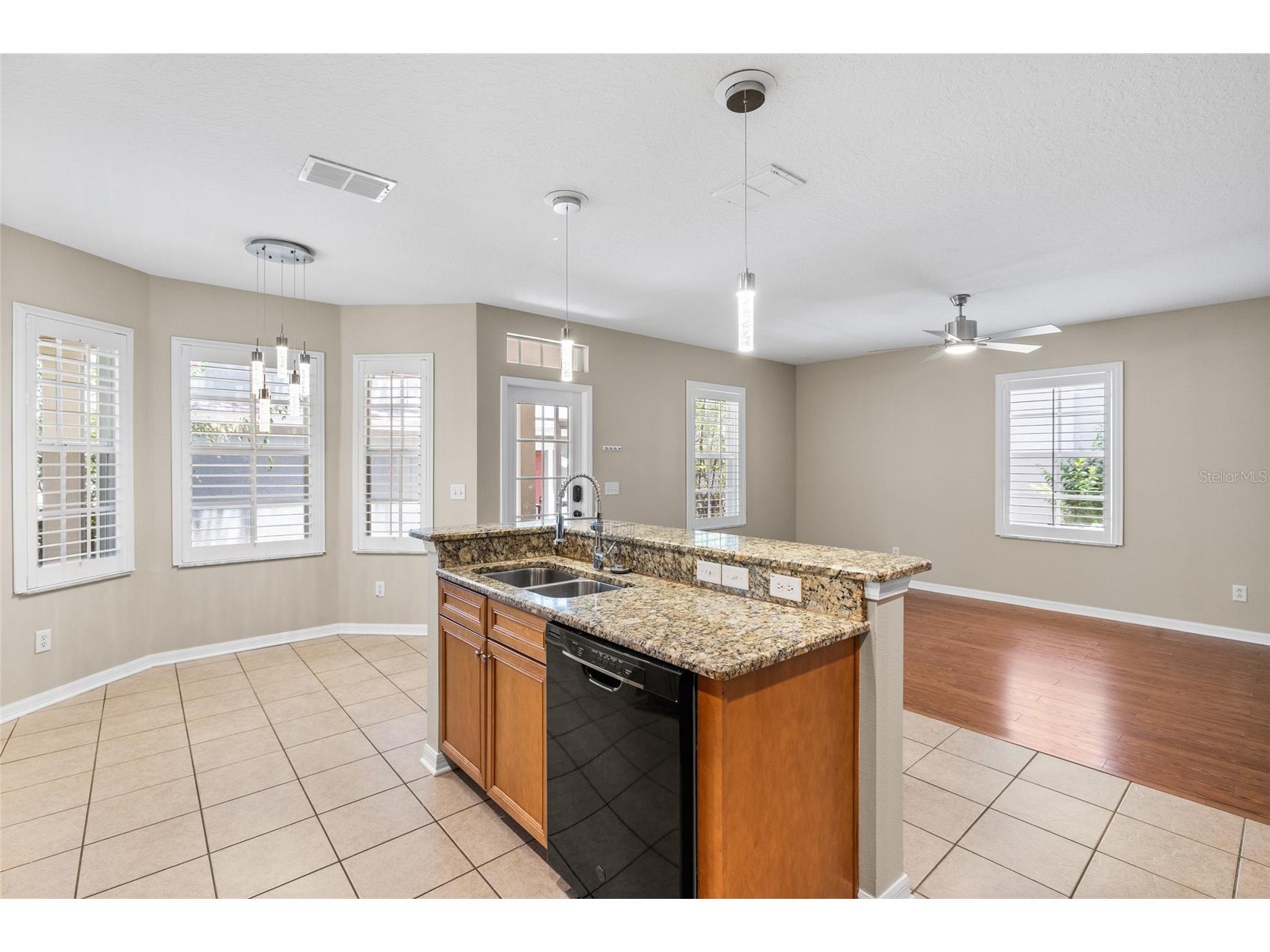 5906 Beaconpark Street Lithia FL 33547 TB8528758 image24