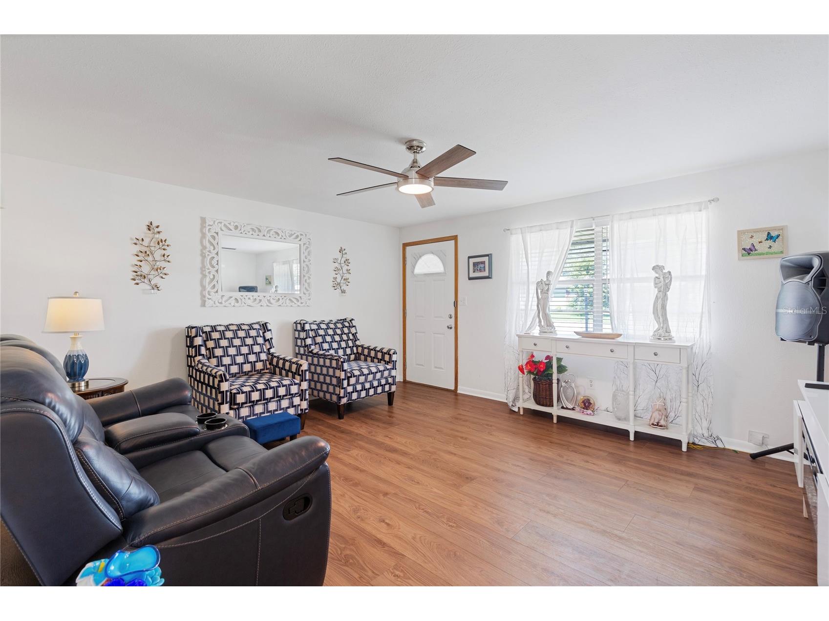 5906 Cypress Street Zephyrhills FL 33542 TB8526271 image3