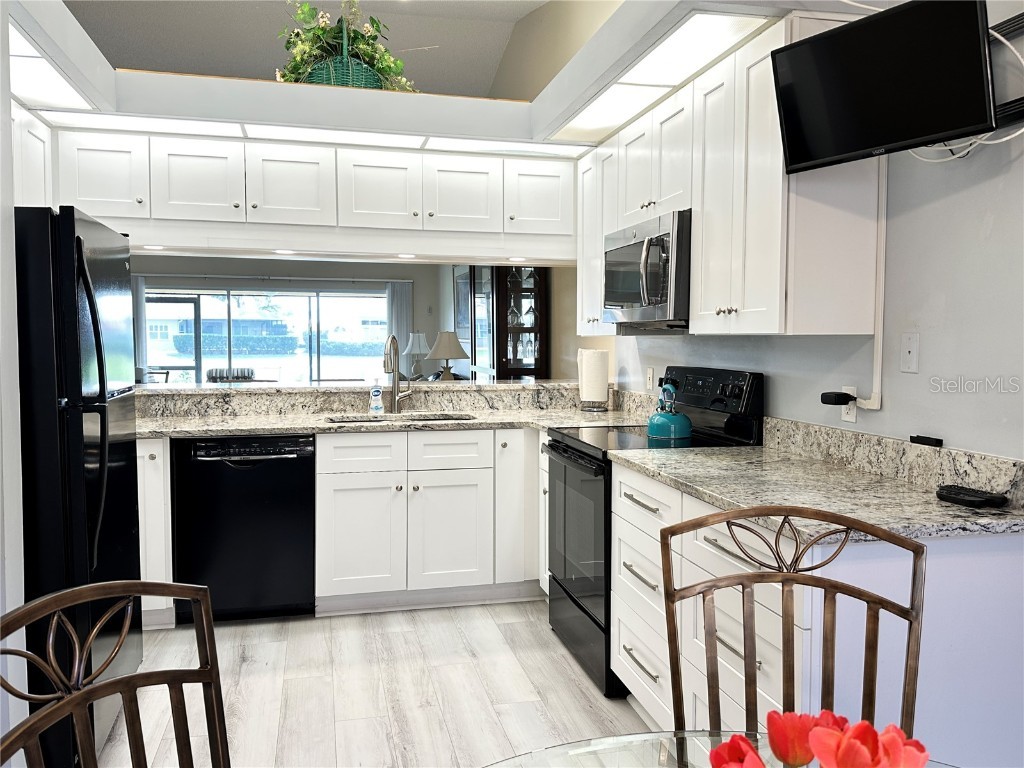 5906 Doral Drive #5906 Sarasota FL 34243 A4605184 image10