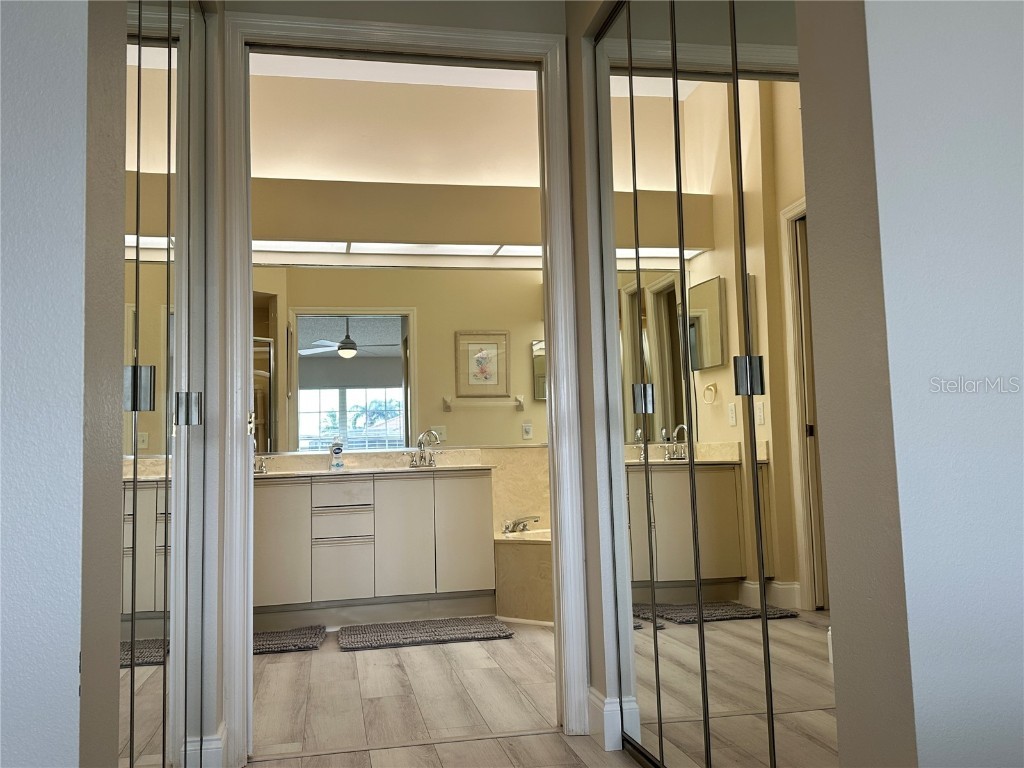 5906 Doral Drive #5906 Sarasota FL 34243 A4605184 image28