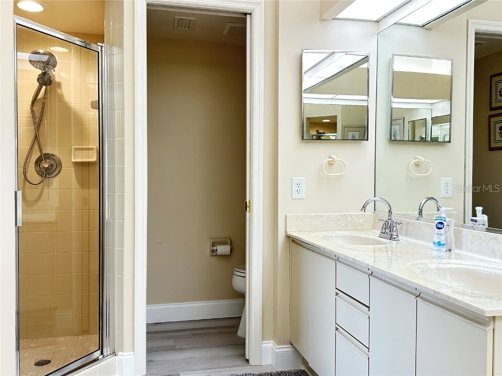 5906 Doral Drive #5906 Sarasota FL 34243 A4605184 image29