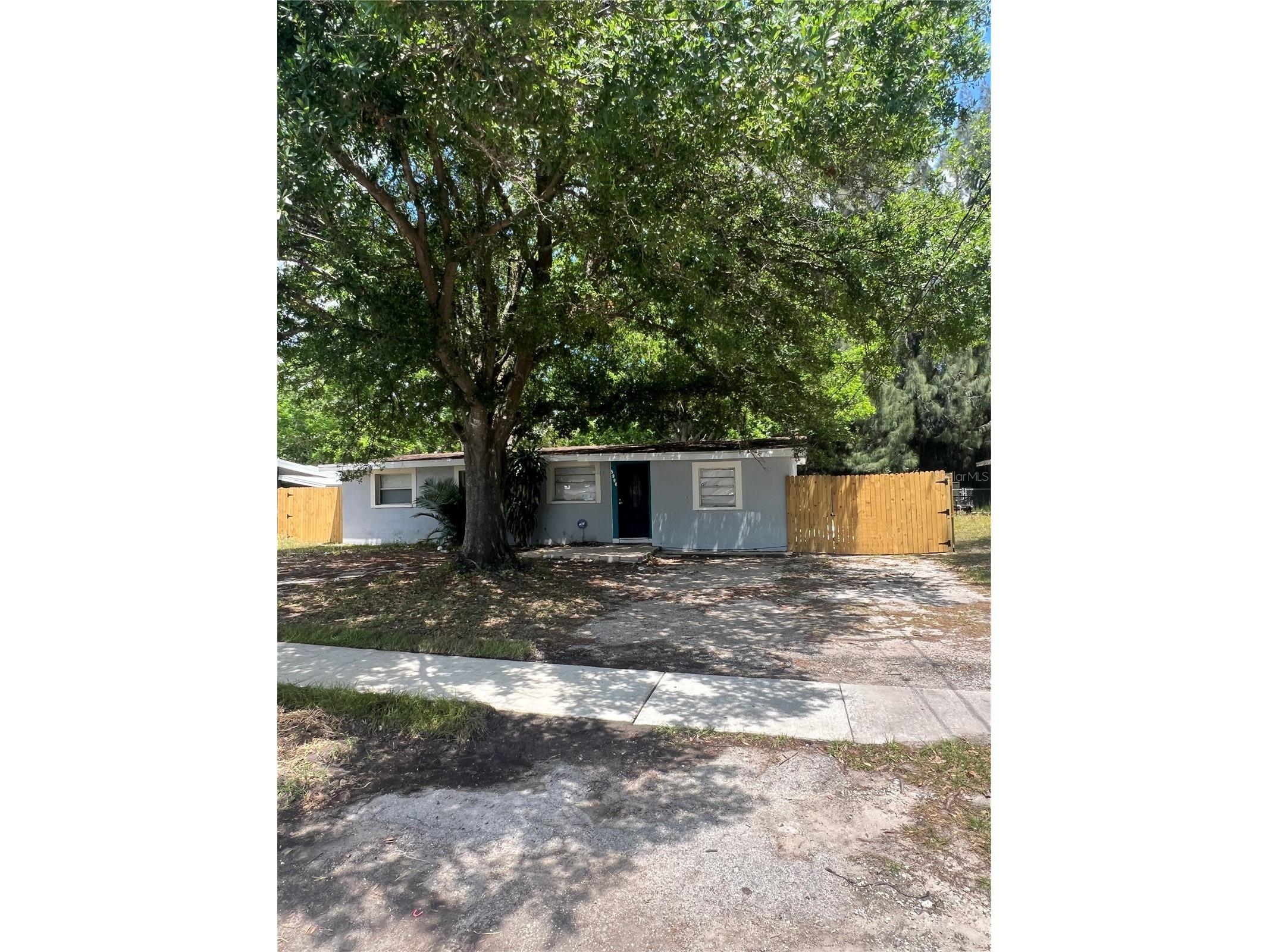 5906 S 81st Street Tampa FL 33619 TB8509513 image1