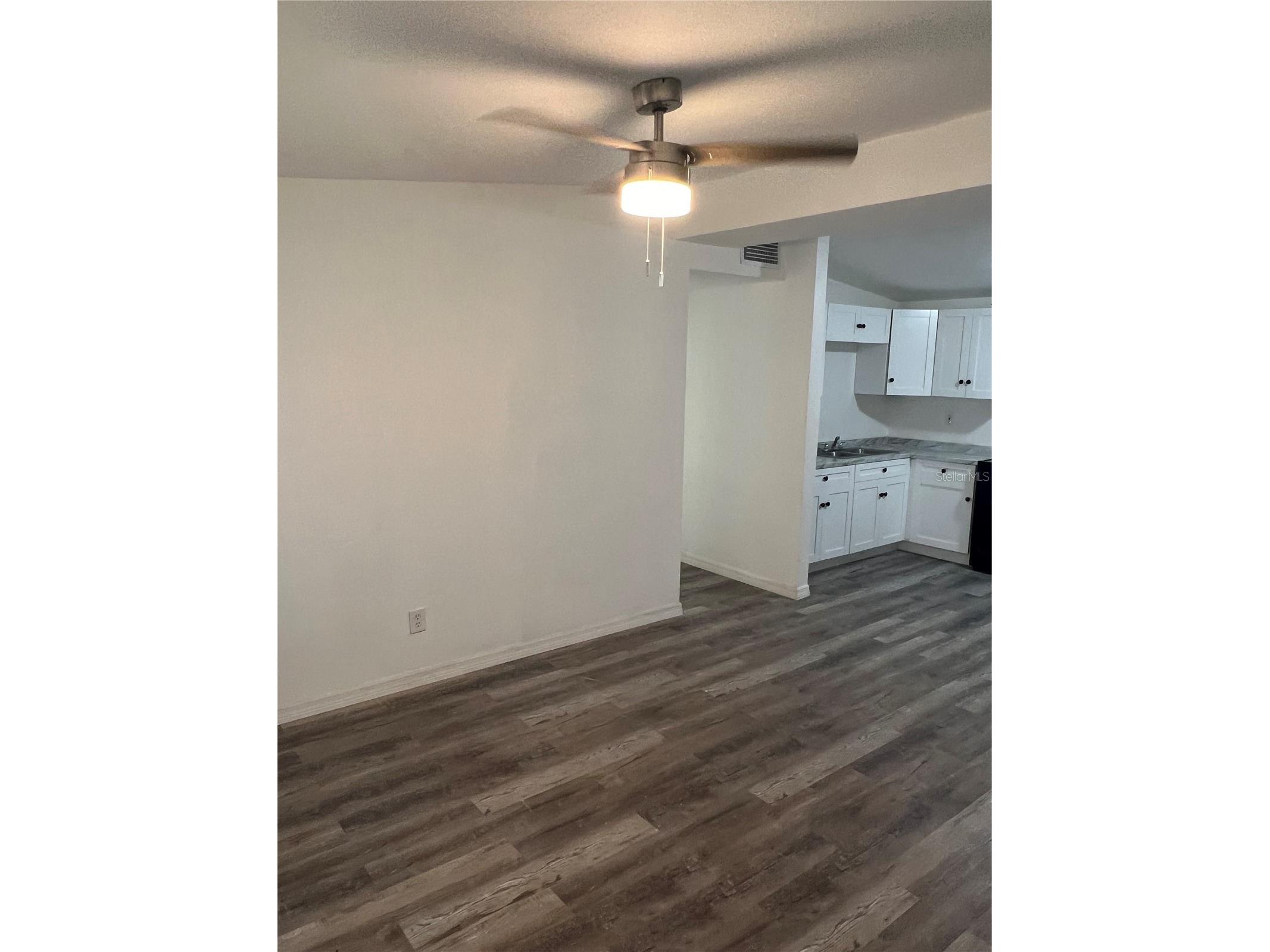 5906 S 81st Street Tampa FL 33619 TB8509513 image7