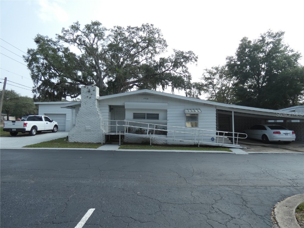 5906 Twin Bend Loop New Port Richey FL 34652 W7858623 image1