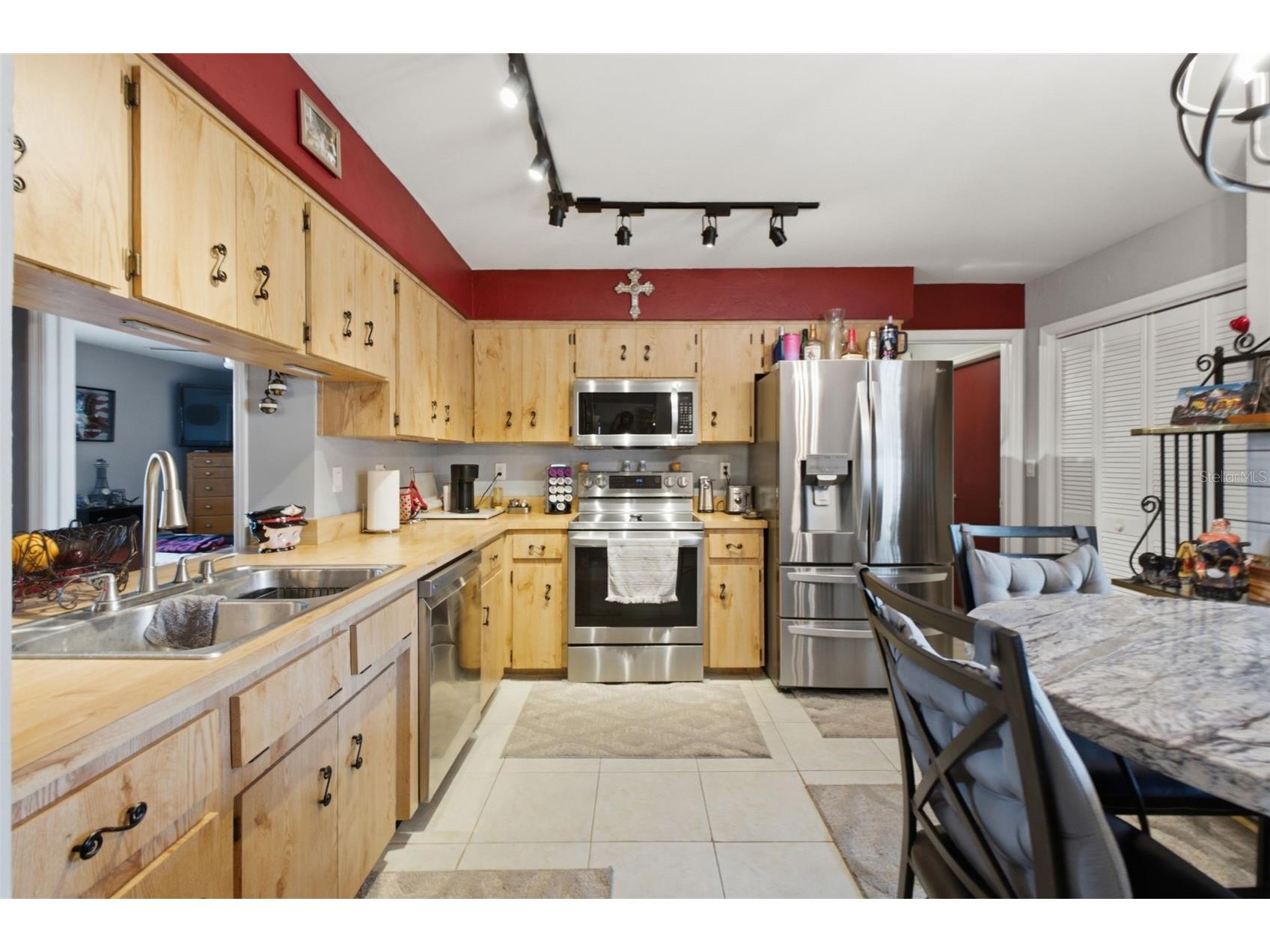 5906 W Woodhill Court Crystal River FL 34429 TB8526434 image14