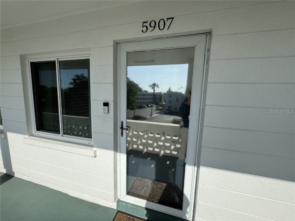 5907 17th Street W #B35 Bradenton FL 34207 A4609042 image1