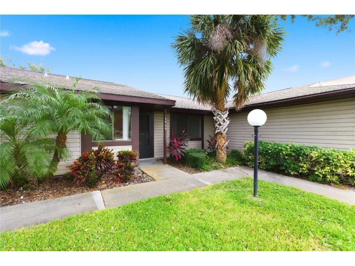 5908 36th Avenue Circle W Bradenton FL 34209 A4667633 image2