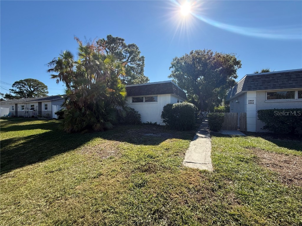 5908/5910 Sun Glo Avenue Port Richey FL 34668 TB8324392 image1
