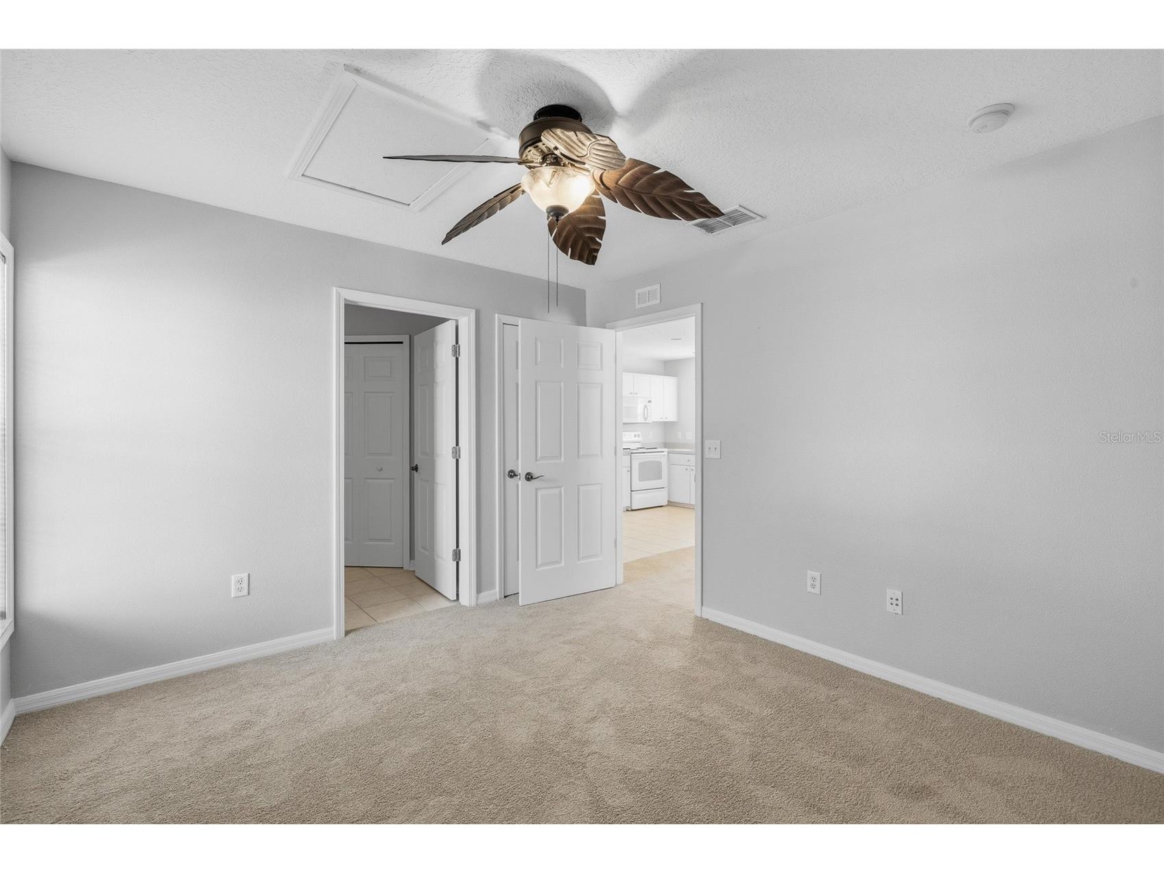 5908 Beaconpark Street Lithia FL 33547 TB8469362 image43