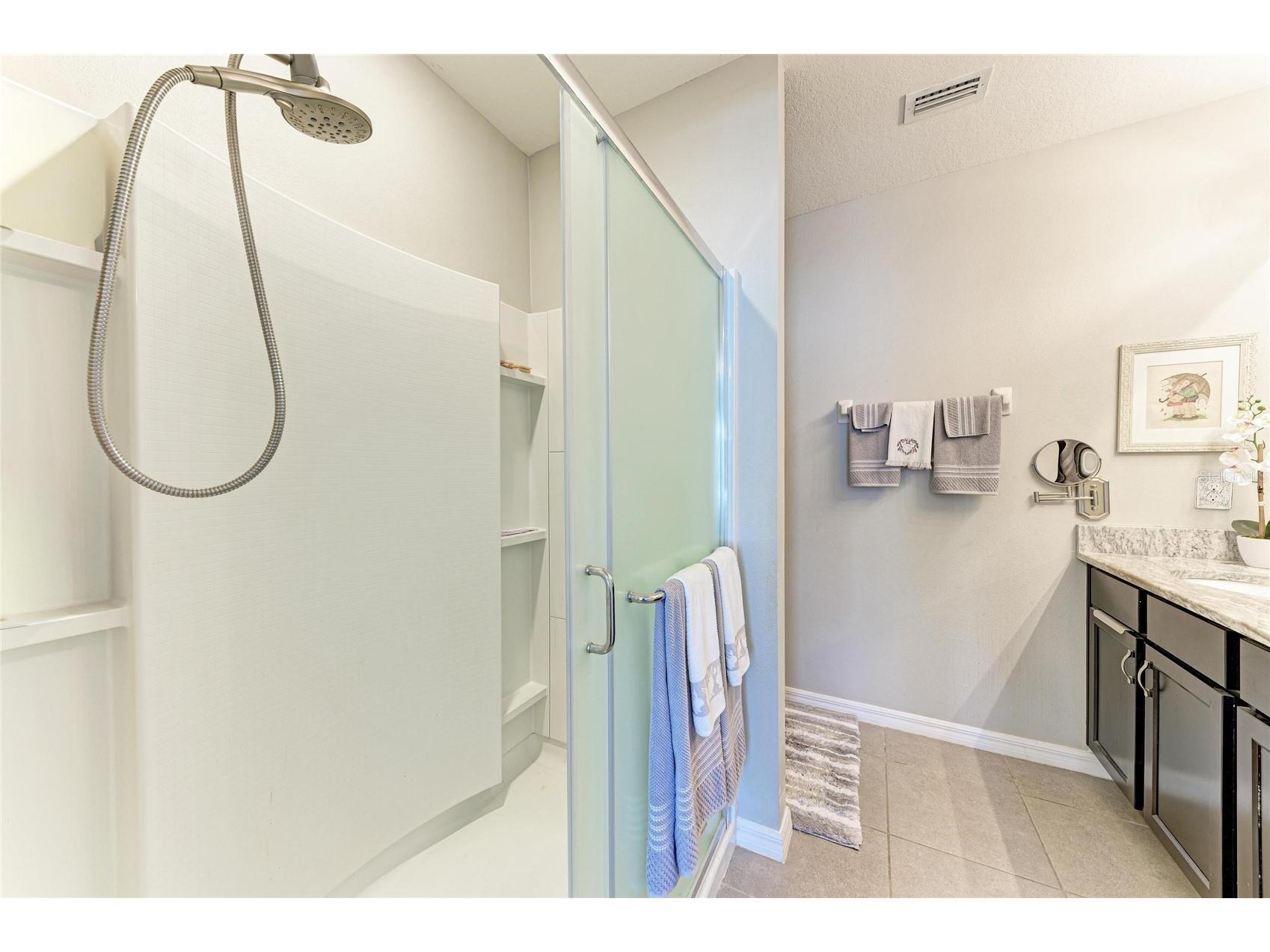 5908 Briar Rose Way Sarasota FL 34232 A4693050 image27