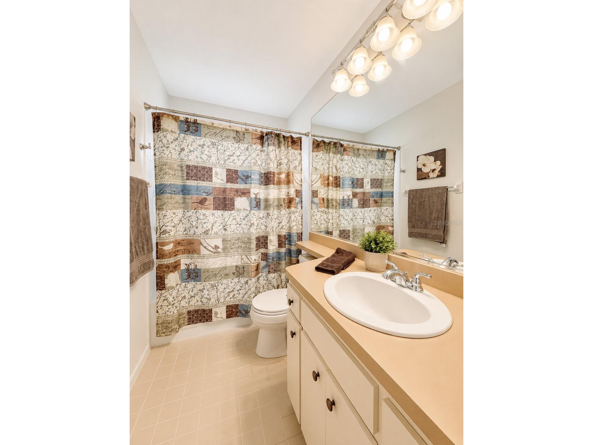 5908 Garden Lakes Majestic Bradenton FL 34203 A4700879 image17