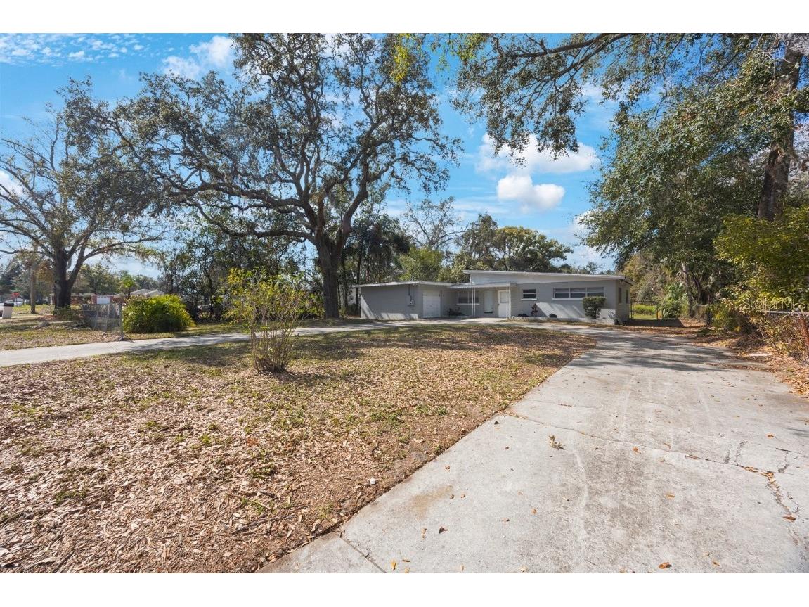 5908 N 32nd Street Tampa FL 33610 TB8350872 image1