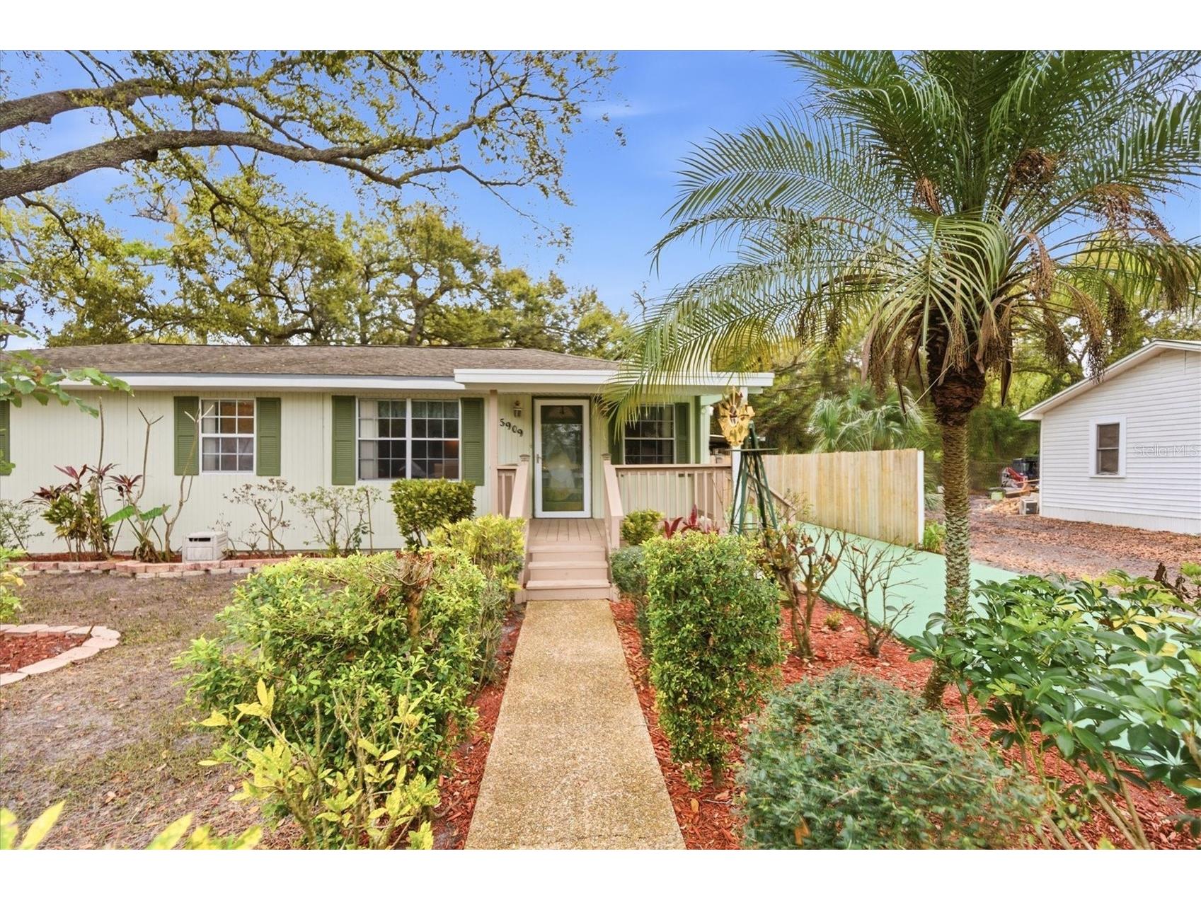 5909 8th Avenue S Tampa FL 33619 TB8456354 image1