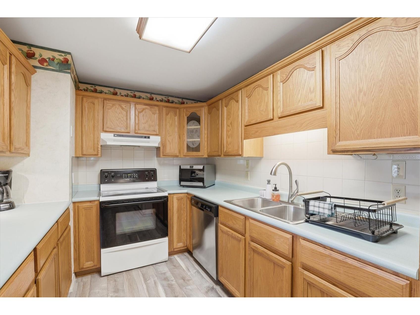 5909 8th Avenue S Tampa FL 33619 TB8456354 image16