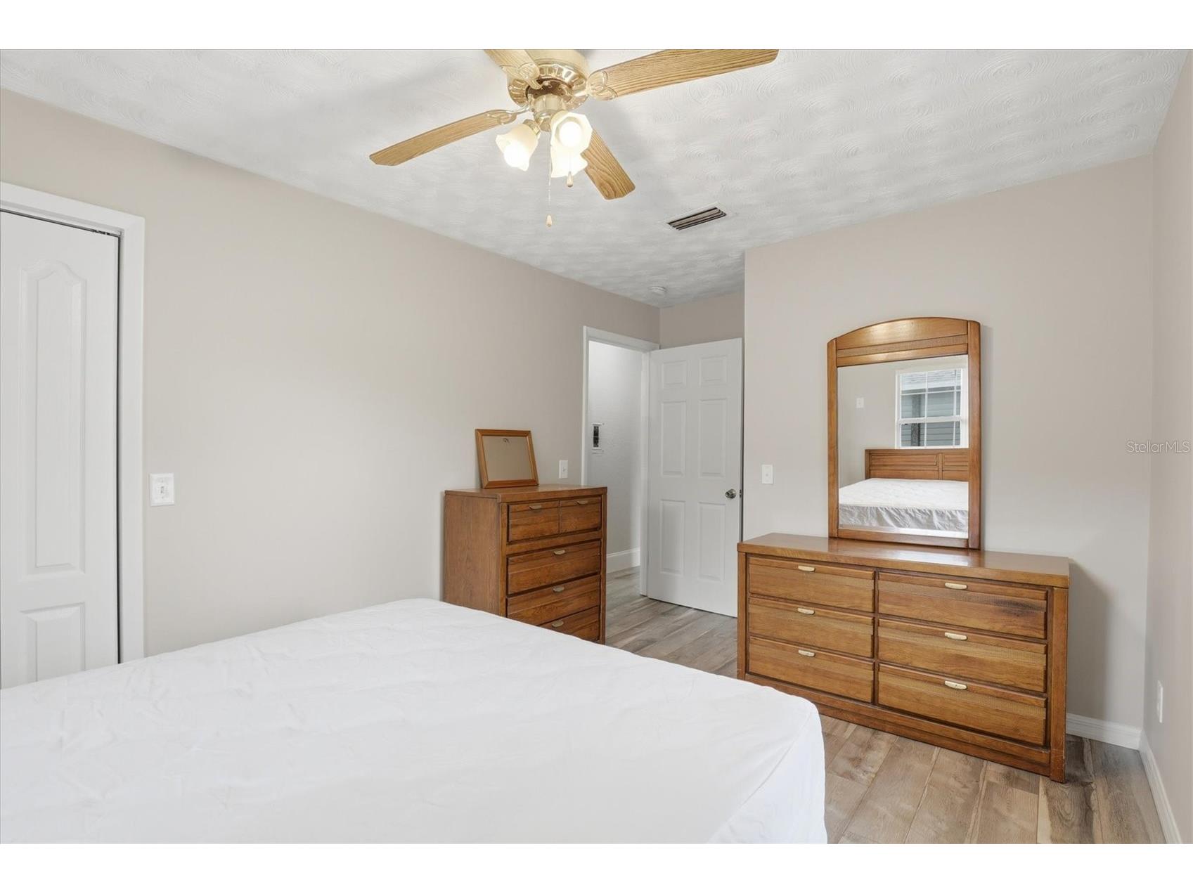 5909 8th Avenue S Tampa FL 33619 TB8456354 image23
