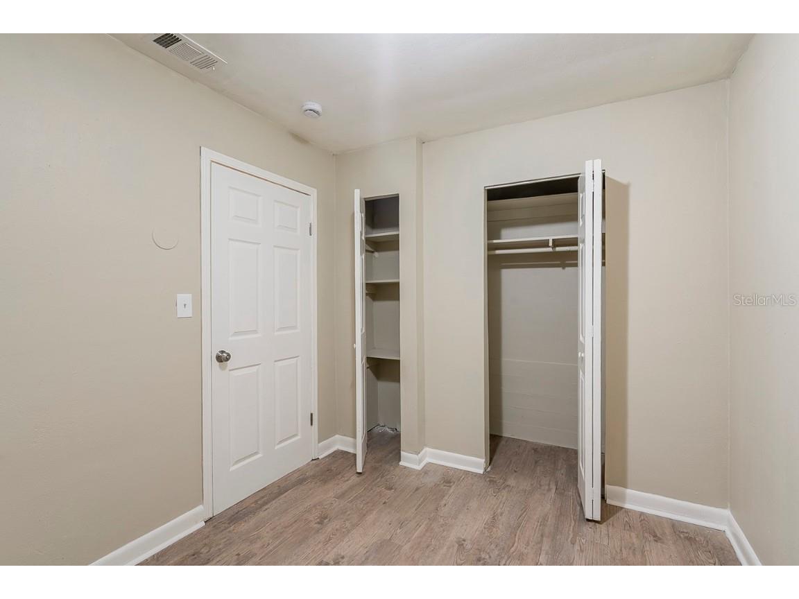 5909 Avery Street Orlando FL 32808 O6290369 image13