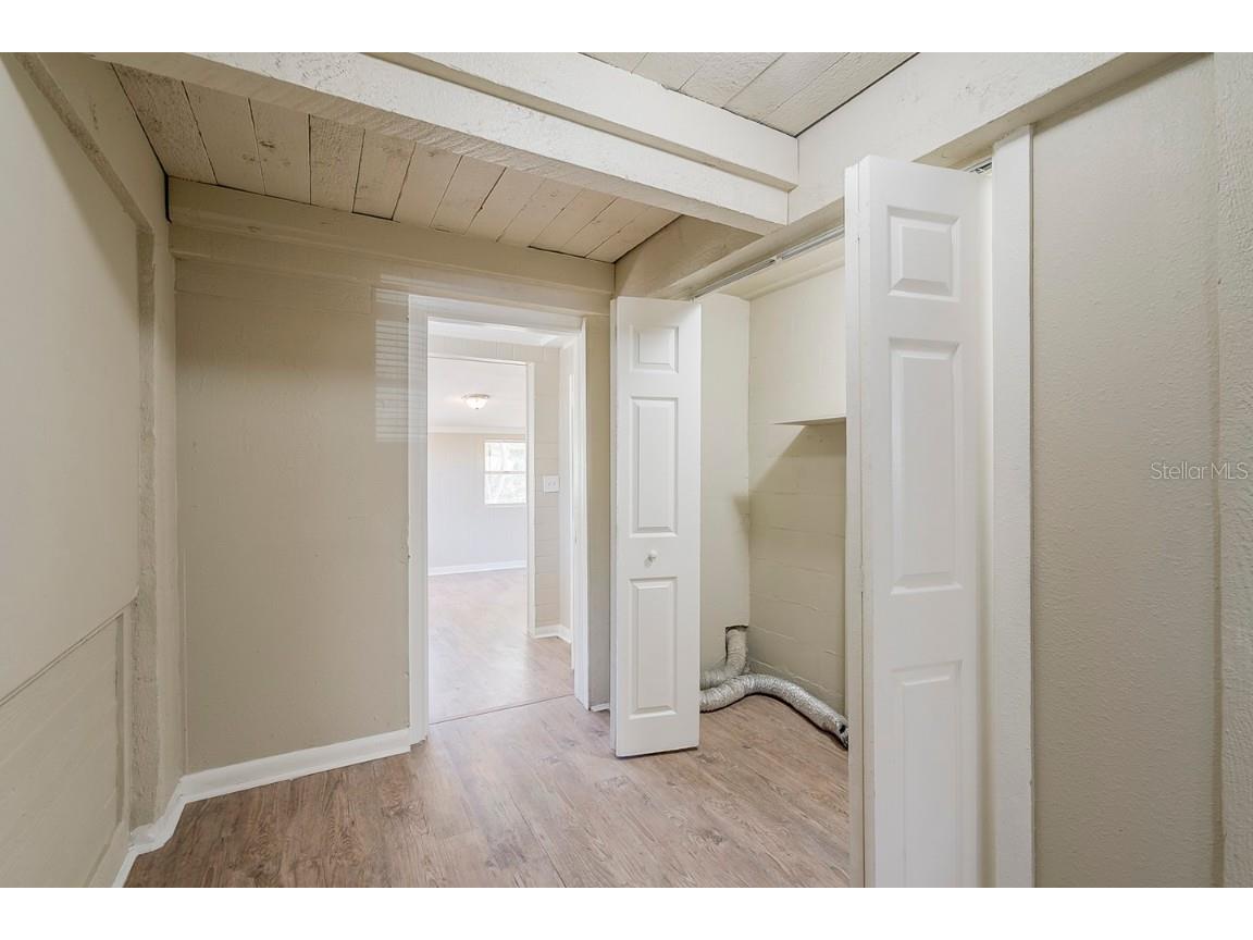 5909 Avery Street Orlando FL 32808 O6290369 image24