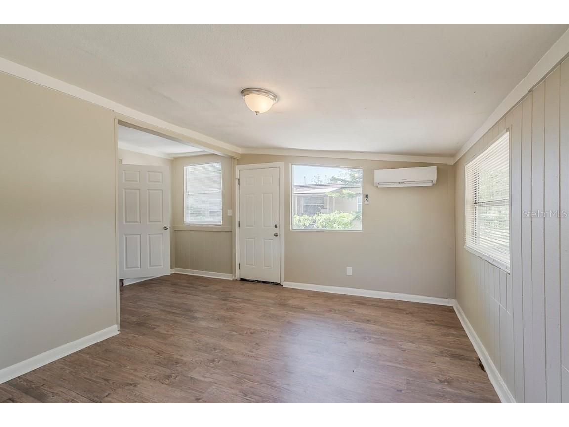 5909 Avery Street Orlando FL 32808 O6290369 image27