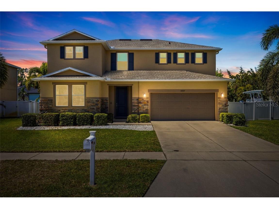 5909 Canton Street S Saint Petersburg FL 33712 TB8354769 image1