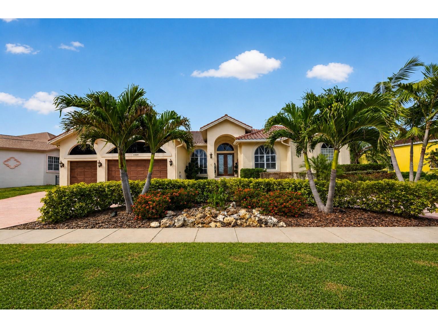 5909 Skimmer Point Boulevard S Gulfport FL 33707 TB8491289 image1