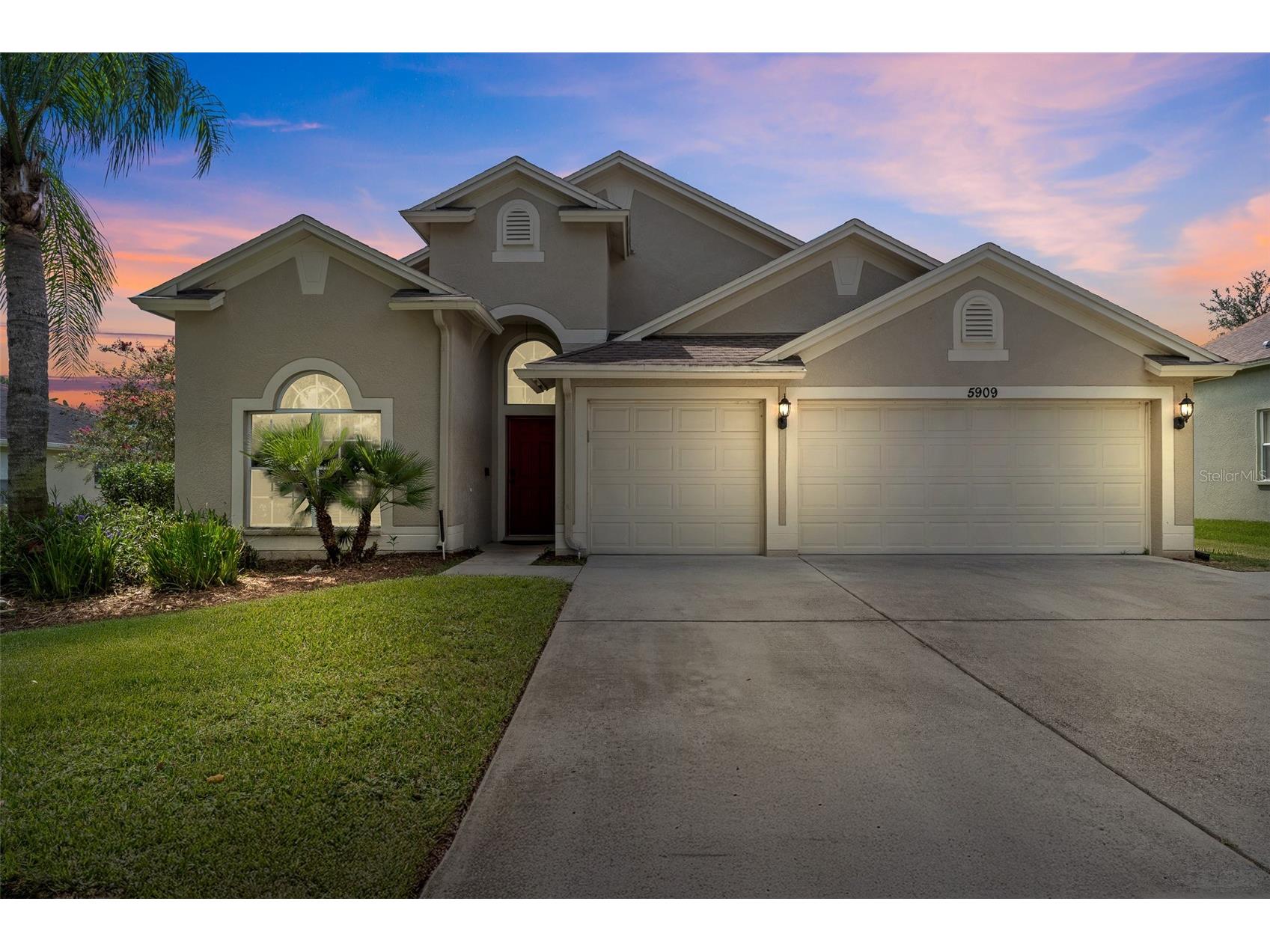 5909 Wedgefield Drive Zephyrhills FL 33541 TB8421048 image1